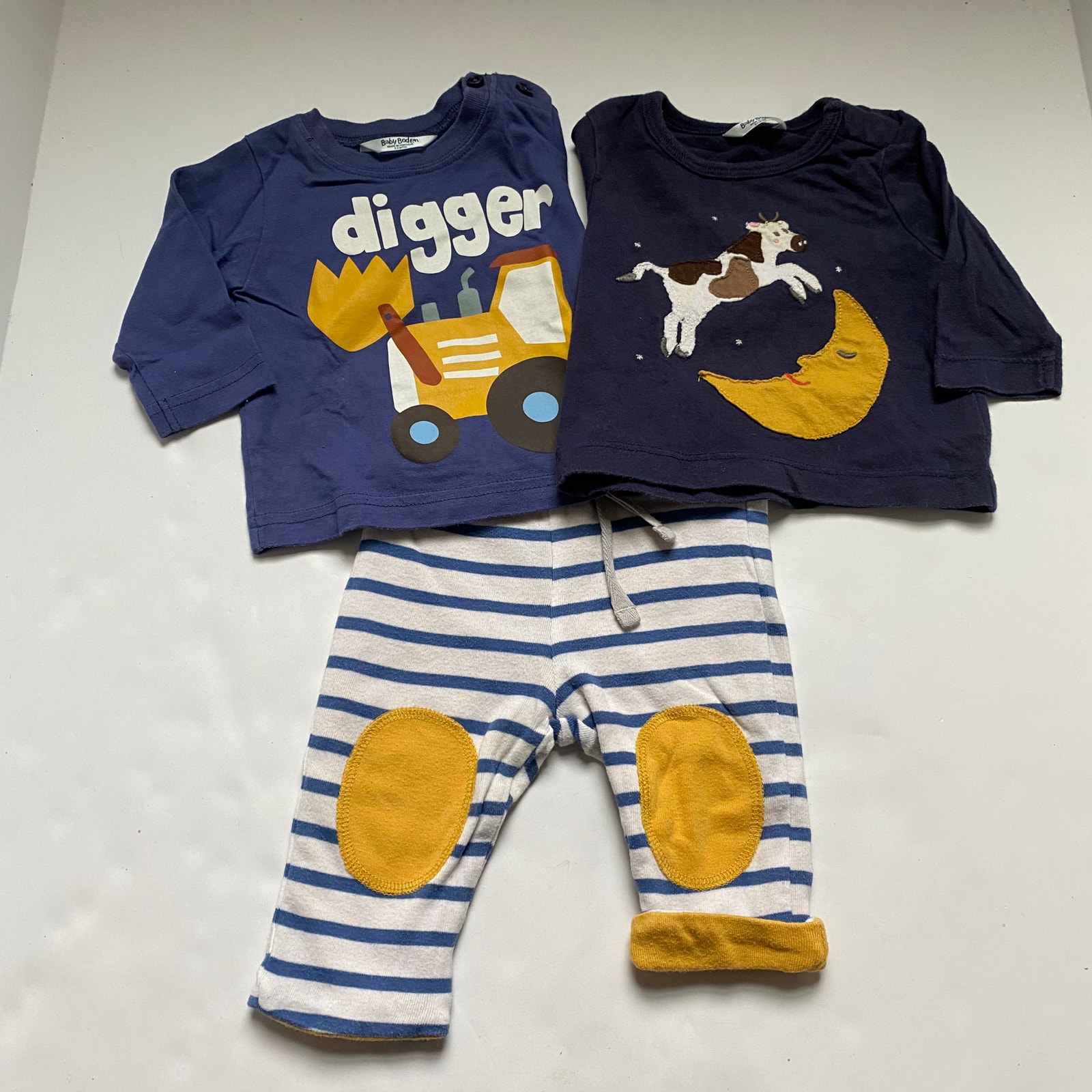 Baby Boden Digger & Cow Jumping Over The Moon Shirts & Striped Reversible Pants